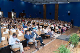 Asistentes a la graduación y clausura del curso del Aula de Mayores de la Universidad de Málaga. Paraninfo. Junio de 2019