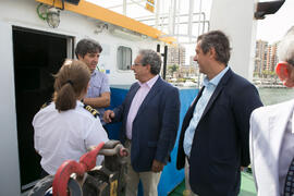 Visita al buque de investigación UCADIZ. Presentación del I curso de verano "Mares de Andalucía". Puerto de Málaga. Julio de 2018