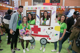 Photocall de Enfermería. Jornadas de Puertas Abiertas de la Universidad de Málaga. Complejo Polideportivo Universitario. Abril de 2018