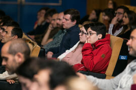 Asistentes a la conferencia "Dialogando" con Marta Flich. Paraninfo. Noviembre de 2017