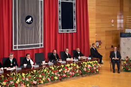 Imposición de la Medalla de Oro de la Universidad de Málaga a D. Ángel Gabilondo Pujol. Facultad de Derecho. Junio de 2011