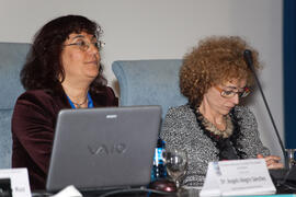 Àngels Alegre y Marta Carranza. Acto inaugural del 4º Congreso Internacional de Actividad Físico-Deportiva para Mayores. Escuela Técnica Superior de Ingeniería Informática y Telecomunicaciones. Marzo de 2011