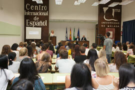 Susana Cabrera en la graduación de alumnos del CIE-UMA el Día del Español. Centro Internacional de Español de la Universidad de Málaga. Junio de 2016