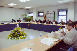 Reunión del Consejo Social de la Universidad de Málaga en el Parque Tecnológico de Andalucía. Marzo de 2001