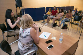 Ponencia de Elena Neira, "De la televisión convencional a la televisión transmedia: La otra pantalla". Curso "La televisión del siglo XXI, nuevos formatos y consumos". Cursos de verano 2018 de la Universidad de Málaga. Marbella. Julio de 2018