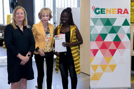 Entrega de diploma. Clausura del programa "Genera". Edificio "The Green Ray". Junio de 2019