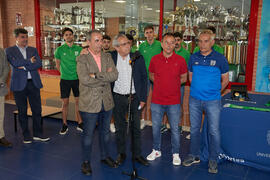 Intervención de José Ángel Narváez. Entrega de la Copa del Rey de fútbol sala de BeSoccer UMA Antequera a la Universidad. Complejo Polideportivo Universitario. Mayo de 2022