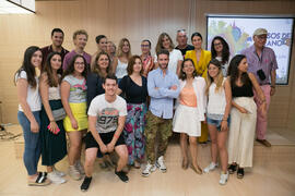 Pelayo Díaz y asistentes al curso. Curso "Influencers, camino al éxito". Cursos de verano 2018 de la Universidad de Málaga. Marbella. Julio de 2018