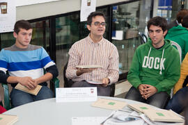 Encuentro "Café con Ciencia". Facultad de Educación y Psicología. Noviembre de 2013
