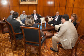Reunión posterior a la firma del convenio con la Universidad de Sharjah, Emiratos Árabes. Palacio de la Marina. Noviembre de 2015