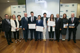 Autoridades y premiados. Acto de la Fundación Lágrimas y Favores. Entrega de los Premios de Investigación de la Cátedra de Estudios Cofrades. Rectorado. Abril de 2019