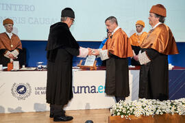 Investidura de Bernardo Quintero como Doctor "Honoris Causa" por la Universidad de Málaga. Paraninfo. Marzo de 2025