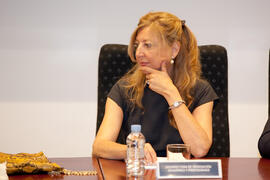 María José Blanca Mena en el homenaje al personal que cumple 25 años al servicio de la Universidad de Málaga y personal jubilado. Paraninfo. Julio de 2014