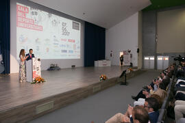 María Guerrero y Guillermo Villalobos presentan la Gala del Deporte Universitario 2017. Escuela Técnica Superior de Ingeniería de Telecomunicaciones. Junio de 2017