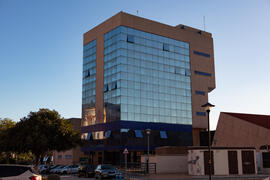Edificio del Instituto de Investigación y Biblioteca de I+D. Campus de Teatinos. Diciembre de 2020