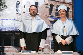 María José de la Torre y Carlos Álvarez en su investidura como Doctor "Honoris Causa" por la Facultad de Filosofía y Letras de la Universidad de Málaga. Paraninfo. Mayo de 2018