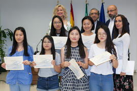 Grupo de alumnos en su graduación del CIE-UMA el Día del Español. Centro Internacional de Español de la Universidad de Málaga. Junio de 2016
