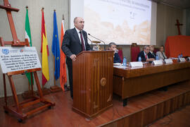 Eugenio José Luque en el acto conmemorativo del 50 Aniversario de la Facultad de Económicas. Facultad de Ciencias Económicas y Empresariales. Octubre de 2015