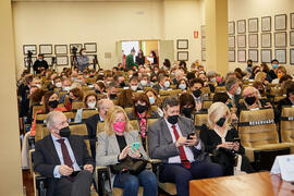 Asistentes al encuentro con la Ministra de Economía Nadia Calviño. Facultad de Ciencias Económicas y Empresariales. Enero de 2022