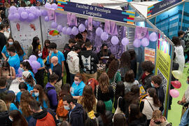 Estand de la Facultad de Psicología y Logopedia. Jornada de Puertas Abiertas de la Universidad de Málaga. Complejo Polideportivo Universitario. Marzo de 2022