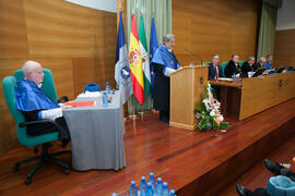 José Ramón Ramos en la investidura como Doctor "Honoris Causa" de Antonio Luque por la Facultad de Ciencias de la Universidad de Málaga. Edificio del Rectorado. Octubre de 2016