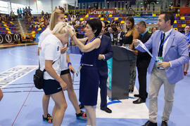 Entrega de medallas. Rumanía segunda clasificada en la categoría femenina. Ceremonia de clausura del Campeonato del Mundo Universitario de Balonmano. Antequera. Julio de 2016