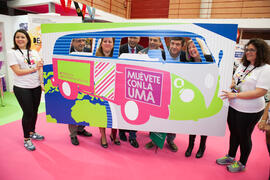 Photocall "Muévete con la UMA". Jornadas de Puertas Abiertas de la Universidad de Málaga. Complejo Polideportivo Universitario. Abril de 2016