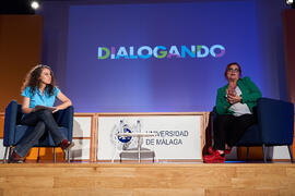 "Dialogando" con Clara Grima. Escuela de Ingenierías Industriales de la Universidad de Málaga. Mayo de 2024