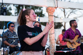 Concierto de Julia Martín. Festival solidario en los Baños del Carmen. Cursos de Verano de la Universidad de Málaga. Málaga. Julio de 2019