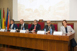 Mesa presidencial del acto conmemoración del 50 Aniversario de la Facultad de Económicas. Facultad de Ciencias Económicas y Empresariales. Octubre de 2015