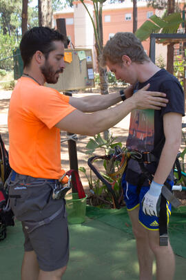Actividad en Aventura Amazonia Marbella. Olimpiada Española de Economía, Fase Nacional. Marbella. Junio de 2015