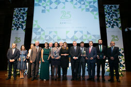 Foto de grupo tras el acto del 25 Aniversario del Parque Tecnológico de Andalucía. Palacio de Ferias y Congresos de Málaga. Noviembre de 2017