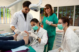 Prácticas de Podología. Escuela Universitaria de Ciencias de la Salud de la Universidad de Málaga. Paseo de Martiricos. Abril de 2013