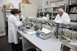 Personal e instalaciones del Departamento de Farmacología. Facultad de Medicina. Noviembre de 2015