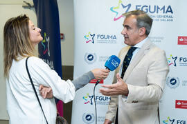 Entrevista a Antonio María Lara. "Dialogando" con Ousman Umar. Facultad de Estudios Sociales y del Trabajo. Marzo de 2020