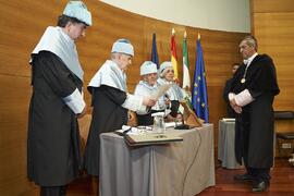 Investidura como "Doctores Honoris Causa" de Antonio García Berrio y Pilar Palomo Vázquez por la Facultad de Filosofía y Letras de la Universidad de Málaga. Edificio del Rectorado. Junio de 2024