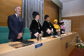 Mesa presidencial. Investidura de Heliodoro Carpintero Capell como Doctor "Honoris Causa" por la Facultad de Psicología de la Universidad de Málaga. Edificio del Rectorado. Mayo de 2019