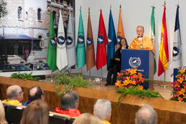 Lázaro Rodríguez Ariza en la imposición de la Medalla de Oro de la Universidad de Málaga a la Universidad de Granada. Paraninfo. Diciembre de 2016
