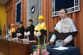 Toma de posesión de nuevos decanos, directores de centro y defensores de la Comunidad Universitaria. Paraninfo. Febrero de 2008