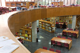 Biblioteca General de la Universidad de Málaga. Campus de Teatinos. Abril de 2013