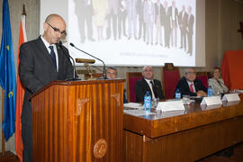 José Juan Benítez Rochel en el acto conmemorativo del 50 Aniversario de la Facultad de Económicas. Facultad de Ciencias Económicas y Empresariales. Octubre de 2015