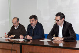 Salvador Peláez, Gaspar Garrote y Antonio Hierro en la graduación de los alumnos del CIE de la Universidad de Málaga. Centro Internacional de Español. Febrero de 2015