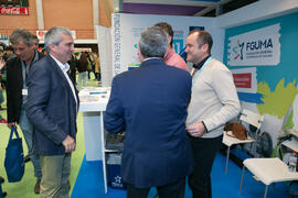 José Ángel Narváez en el estand de la Fundación General de la UMA. Jornadas de Puertas Abiertas de la Universidad de Málaga. Complejo Polideportivo Universitario. Abril de 2018
