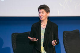Anna Heringer. Conferencia inaugural del curso 2018-2019 de la Escuela Técnica Superior de Arquitectura de la Universidad de Málaga. Paraninfo. Octubre de 2018