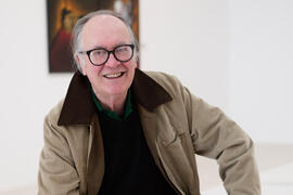 Aurelio Díaz Trillo, Buly, en su exposición "Inventario". Centro de Arte Contemporáneo Francisco Hernández, Vélez-Málaga. Febrero de 2019