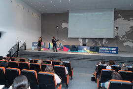 "Dialogando" con Ousman Umar. Facultad de Estudios Sociales y del Trabajo. Marzo de 2020
