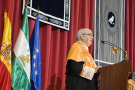 Investidura como Doctor "Honoris Causa" de D. Juan Jiménez Aguilar por la Universidad de Málaga. Facultad de Derecho. Junio de 2010