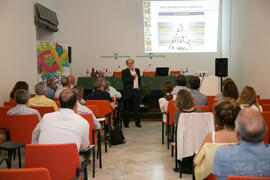 Conferencia de Ramón Estruch Riba. Curso "El aceite de oliva, salud, cultura y riqueza de los pueblos mediterráneos". Cursos de Verano de la Universidad de Málaga. Vélez Málaga. Julio de 2018