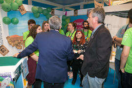 José Francisco Murillo y José Ángel Narváez en el estand del Consejo de Estudiantes. Jornadas de Puertas Abiertas de la Universidad de Málaga. Complejo Polideportivo Universitario. Abril de 2018