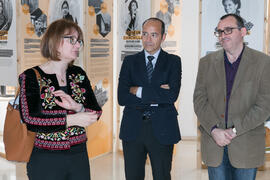 Yolanda García Calvente, Tomás Azorín y Carlos Rosa en la inauguración de la exposición “arcVision Prize-Mujeres y Arquitectura” en la Escuela Técnica Superior de Arquitectura de la Universidad de Málaga. Campus de El Elijo. Marzo de 2017.